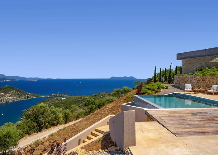 Villa Lavender Bloom By